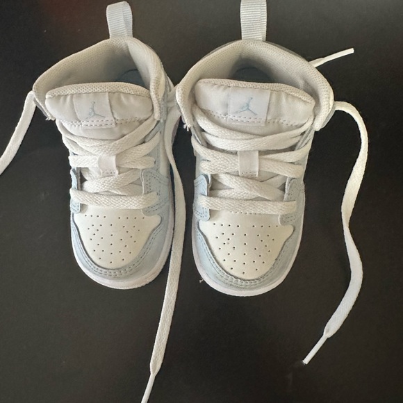 Nike toddler shoes - Picture 2 of 5